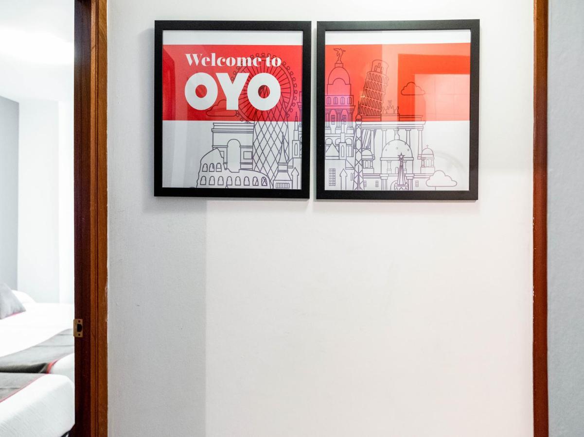 Oyo Hospedaje La Tita Santiago de Compostela Exterior foto